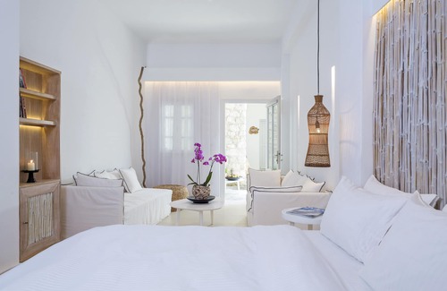 Agios Ioannis Hotel | Hippie Chic Hotel