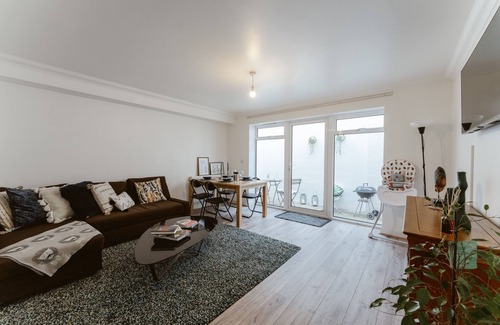 De Beauvoir Apartment | HIPSTER 5 DOUBLE BEDS IN HACKNEY!