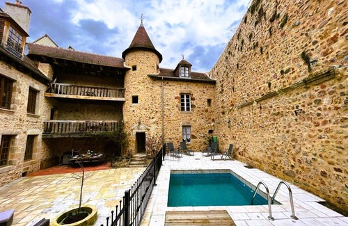 Herisson Cottage | Historic 16th-Century Cottage with Pool, Courtyard & Modern Amenities in Charming Village