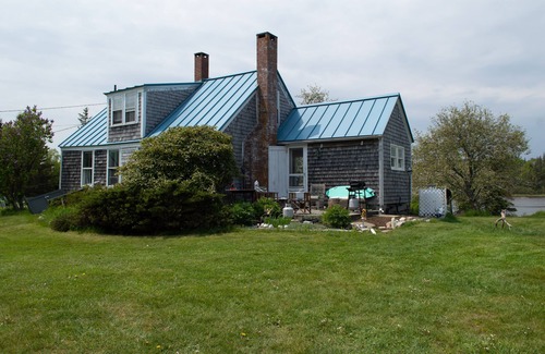 Stonington Cottage | Historic Cottage on Secluded Cove, with kayak, canoe and private ocean access.
