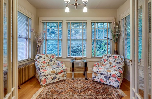 Central Oregon House | Historic Eugene Vacation Rental ~ 6 Mi to UO!