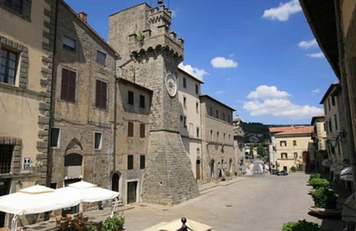 Santa Fiora House | Historic house, renovated in 2017, on Monte Amiata in Tuscany
