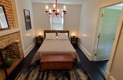 Birdsnest House | Historic House