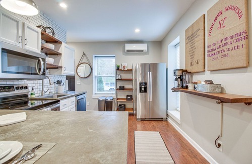 Loveland Apartment | Historic Loveland Apt: Walk to Little Miami River!