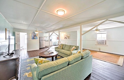 Swansboro Apartment | Historic Swansboro Studio with Intracoastal View!