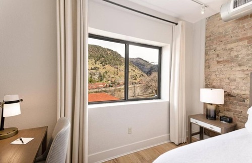 Glenwood Springs Hotel | Historic View, Hotel Maxwell Anderson, Coffee Maker, Great Location