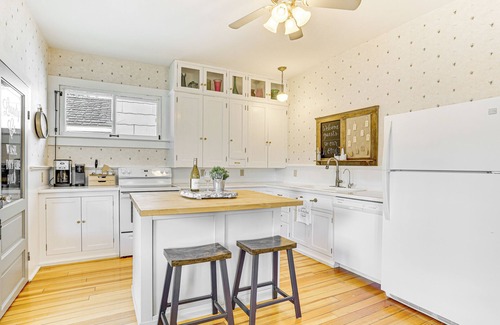 Wabasha House | Historic Wabasha Home w/Patio in Downtown!