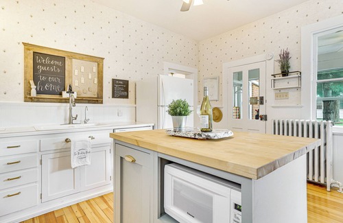 Wabasha House | Historic Wabasha Home w/Patio in Downtown!