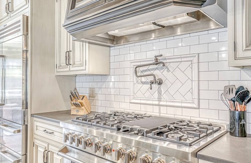 Bristol House | Historical 5-bedroom luxurious house