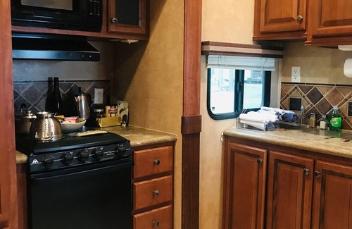 Bristol House | HISTORICAL STAGECOACH RD, LOBLOLLY FOREST FARM STAY NEAR LITTLE SATILLA RIVER