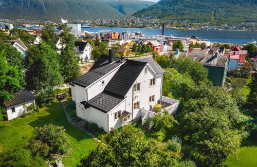 Tromso Apartment | Historical Villa & Green Sanctuary in City Center