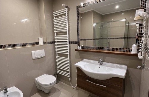 Praga Hotel | Hit Hotel