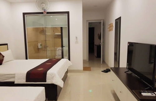 Hanoi Hotel | Hoang Lan Hotel KDT Van Quan - BAYLUXURY