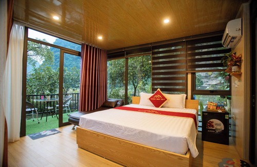 Hoa Lu Resort | Hoang Minh Mountainside Villa