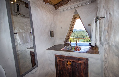 El Penol Cabin | HOBBIT HOTEL