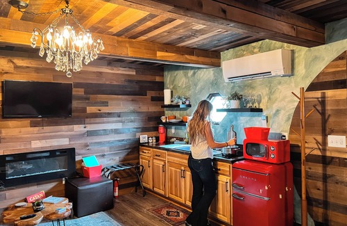 Creola Cabin | Hobbit Inspired Luxury Cabin Hot Tub Firepit Luxury Pet Friendly Sauna Hammock