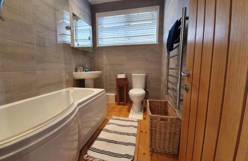 Holywell Apartment | Hoblyns Cove