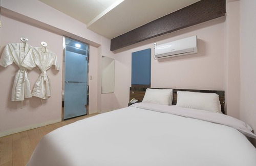 Hwigyeong-dong Hotel | Hoegi Motel