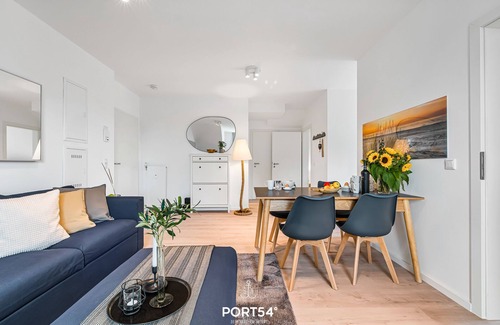 Emmelsbull Apartment | Hohe Wacht - for 6 people, rural, idyllic, North Sea