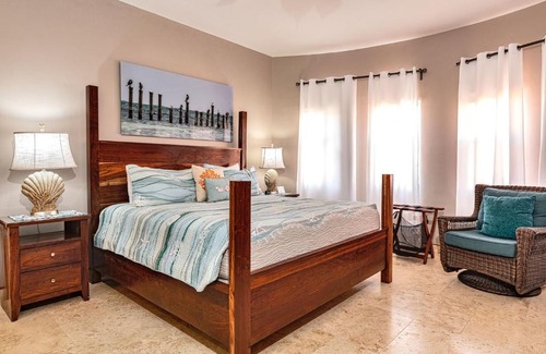 Boca Ciega Resort | Hol Chan Reef Oceanfront Residences