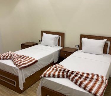 Qasr an-Nil Hotel | Hola Cairo Boutique