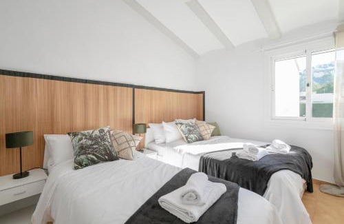 Pedreguer House | Hola from Helios