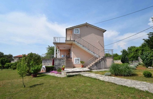 Sveti Ivan Dobrinjski Apartment | Holiday apartment with balcony