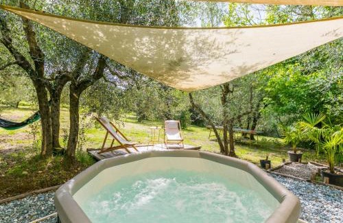 San Casciano in Val di Pesa House | Holiday Home Villa il Giglio by Interhome