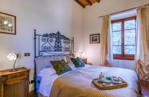 San Casciano in Val di Pesa House | Holiday Home Villa il Giglio by Interhome