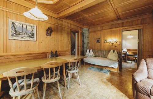 Fusch an der Grossglocknerstrasse House | holiday home, Fusch an der Glocknerstraße