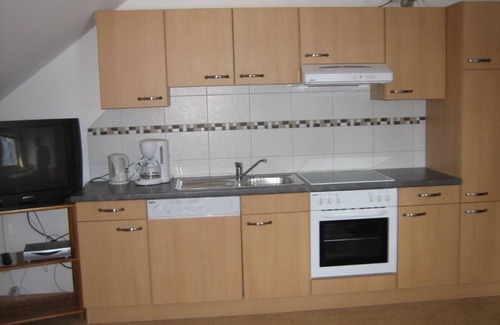 Sankt Andrae im Lungau Apartment | Holiday Apartment 'Seifterhof - No 2' with Mountain View, Shared Terrace and Wi-Fi