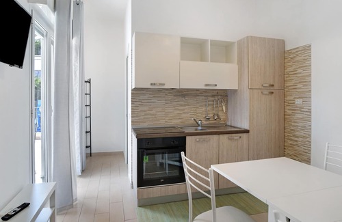 Bussana Apartment | Holiday Apartment "B183 - Con Terrazzo" with Sea View, Private Terrace & Wi-Fi