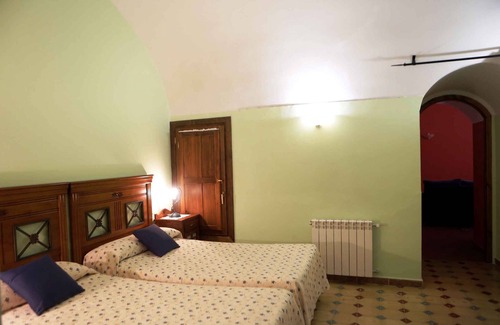 Benalua de Guadix Apartment | Holiday apartment with terrace