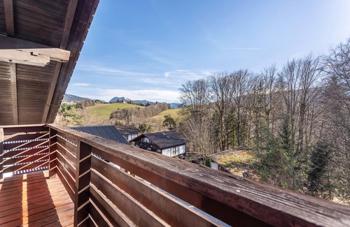 Vorauf Apartment | Holiday Apartment "Vorauf - Föttinger" with Mountain View, Shared Garden & Wi-Fi