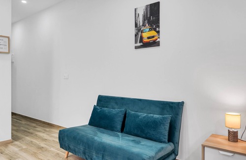 Campoamor Apartment | Holiday Apartment "Umihouse 13" with A/C & Wi-Fi