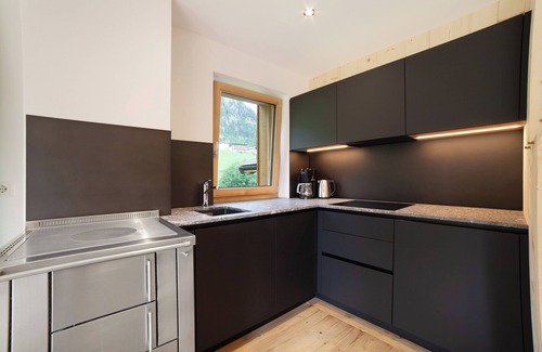 Moso in Passiria Apartment | Holiday Apartment 'Herrischner 1' with Mountain View, Private Terrace and Wi-Fi