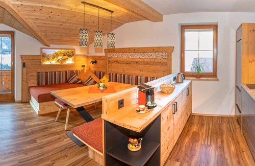 Gerlosbergeben Apartment | Holiday apartment with panoramic view to Zillertal