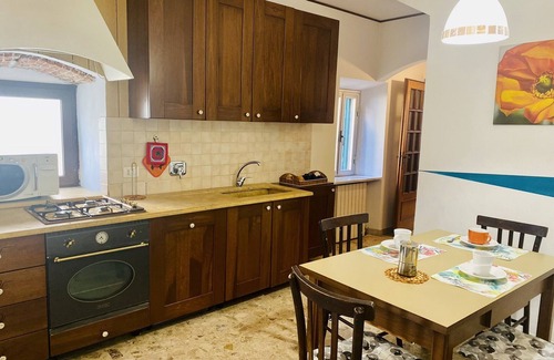 Savona Apartment | Holiday Apartment 'A casa di Lucia' Close to the Beach with Balcony & Wi-Fi