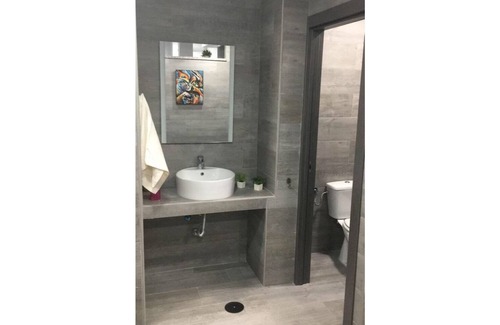 Los Tilos Apartment | Holiday Apartment "B Estación De Tren" with Wi-Fi