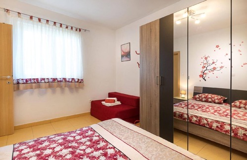 Cove Donja Krusica (Donje selo) Apartment | Holiday apartment Donje Selo for 1 - 6 persons with 3 bedrooms - Holiday apartment