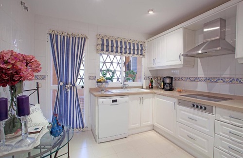 Marbella Apartment | Holiday apartment Elveria for 1 - 4 persons with 2 bedrooms - Holiday apartment