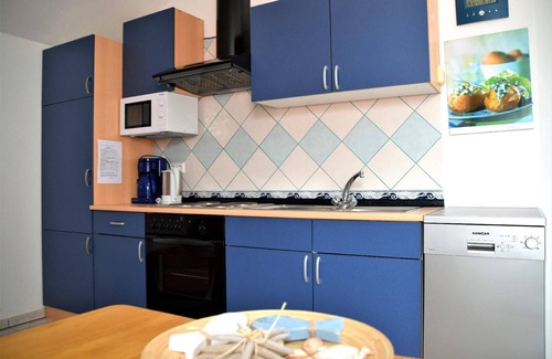 Dobropoljana Apartment | Holiday apartment for four persons on the first floor with a balcony