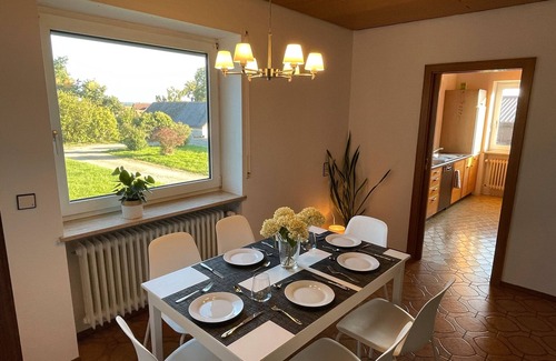 Rockingen Apartment | Holiday Apartment 'Hesselberg-Oase Ferienhof Hüttner' with Mountain View, Private Terrace and Wi-Fi