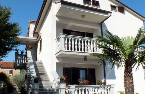 Tribulje Apartment | Holiday apartment with 15 sqm balcony and sea view