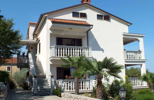 Tribulje Apartment | Holiday apartment with 15 sqm balcony and sea view