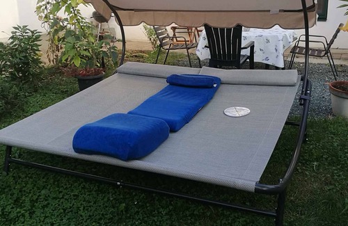 Loipersdorf bei Fuerstenfeld Apartment | Holiday apartment in the idyllic square yard