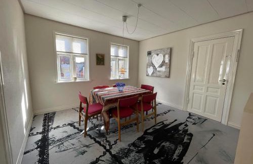 Frederikshavn House | Holiday Apartment in core area Frederikshavn 033923