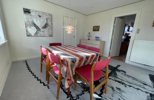 Frederikshavn House | Holiday Apartment in core area Frederikshavn 033923