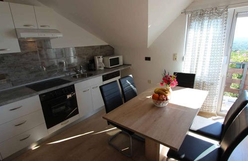 Marsici Apartment | Holiday apartment mit Klimaanlage und Balkon
