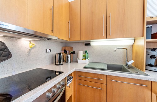 Deuerling Apartment | Holiday Apartment "Naturnahe" with Private Terrace, Shared Garden & Wi-Fi